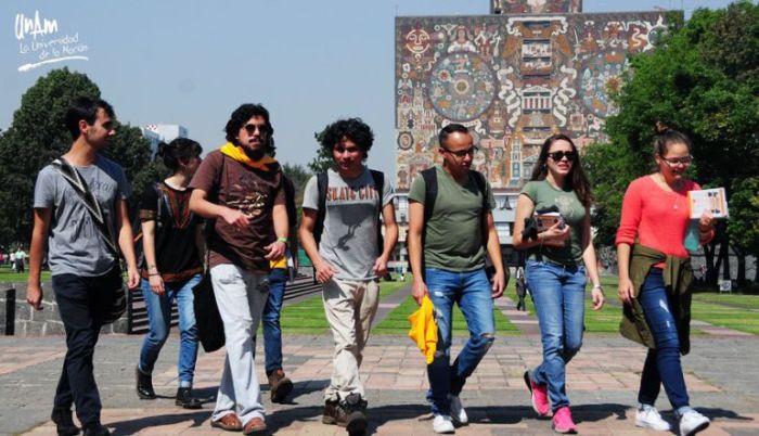 Unam estudiantes regresan especial